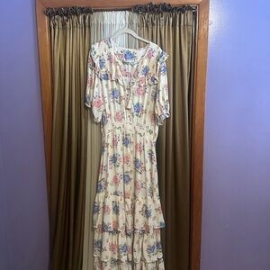 Elegant Floral Maxi Dress
